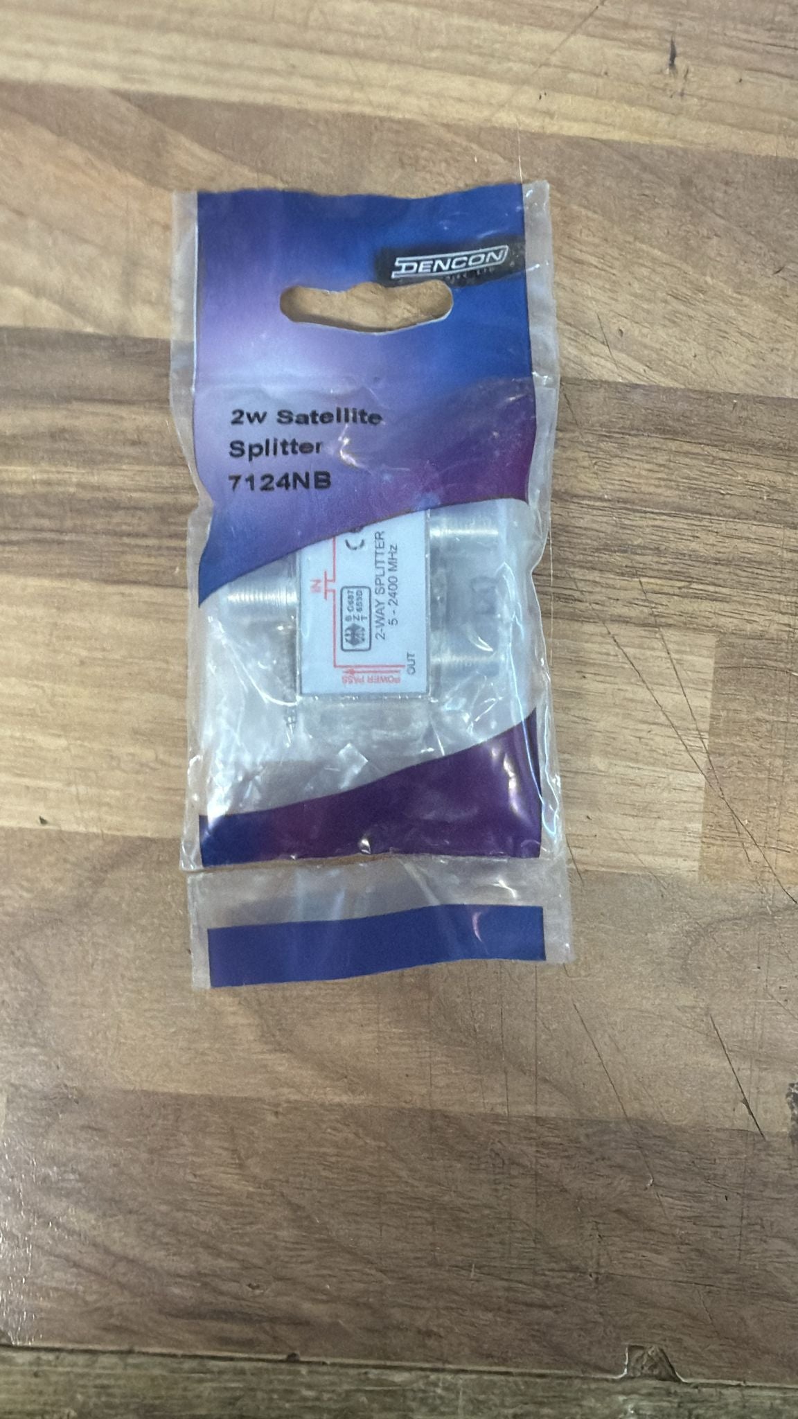 Dencon 2w Satellite Splitter 7124NB