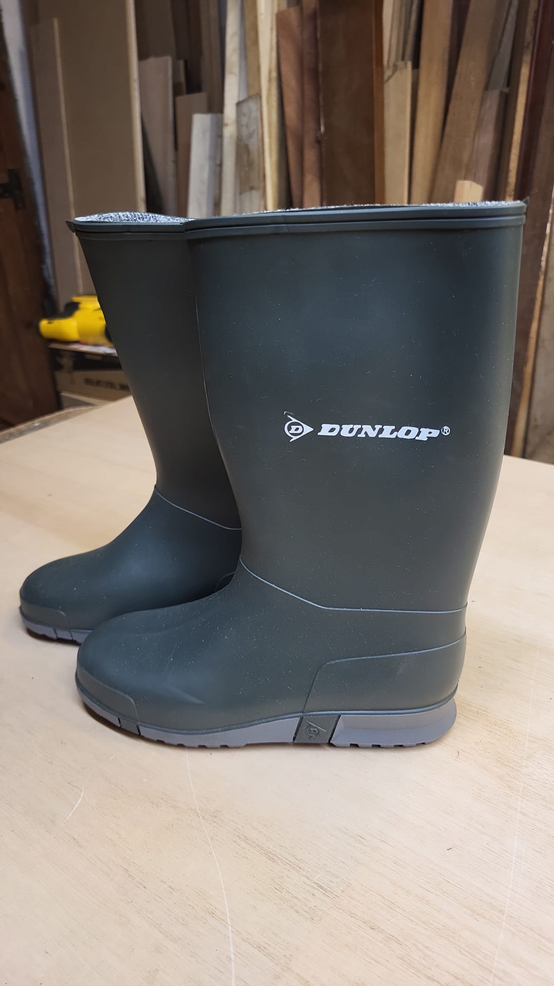 Dunlop Green Kids Size 13 Wellington Boots