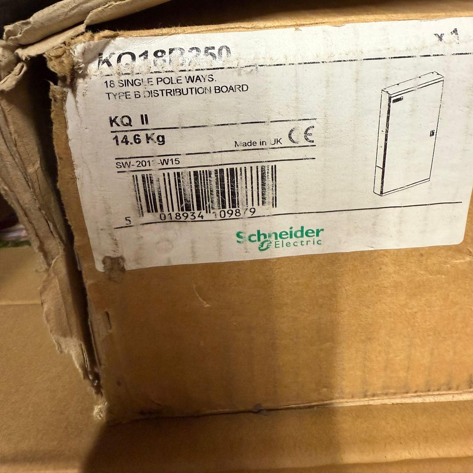 Schneider 18 Single Pole Ways Type B Distribution Board KQ18B250