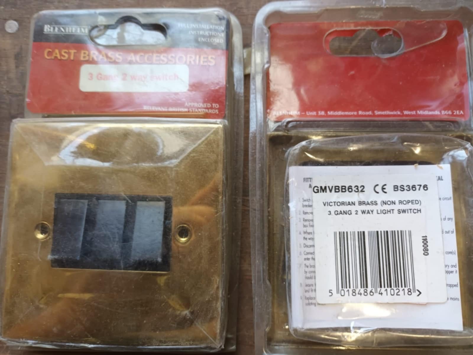 Blenheim Victorian Brass 3 Gang 2 Way Switch