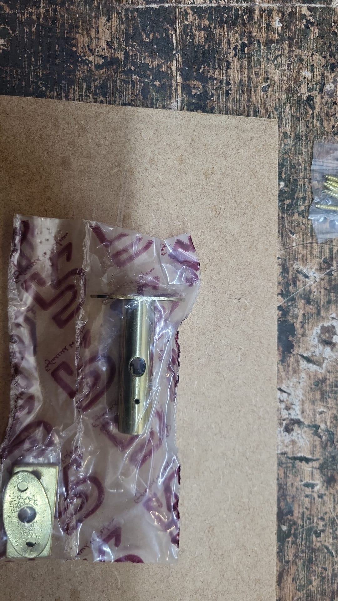 Box of 10 60mm Door Rack Bolts