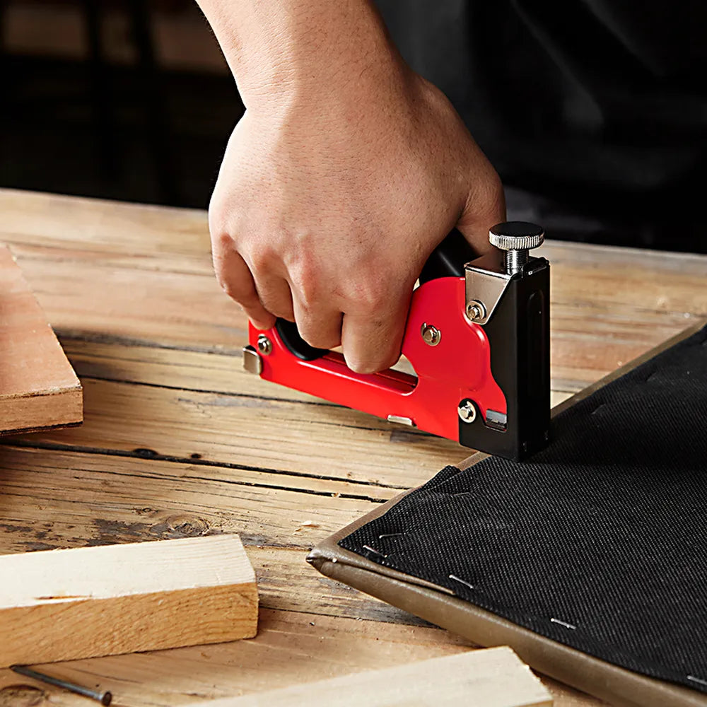 Dekton Compact Staple Gun (DT40710)