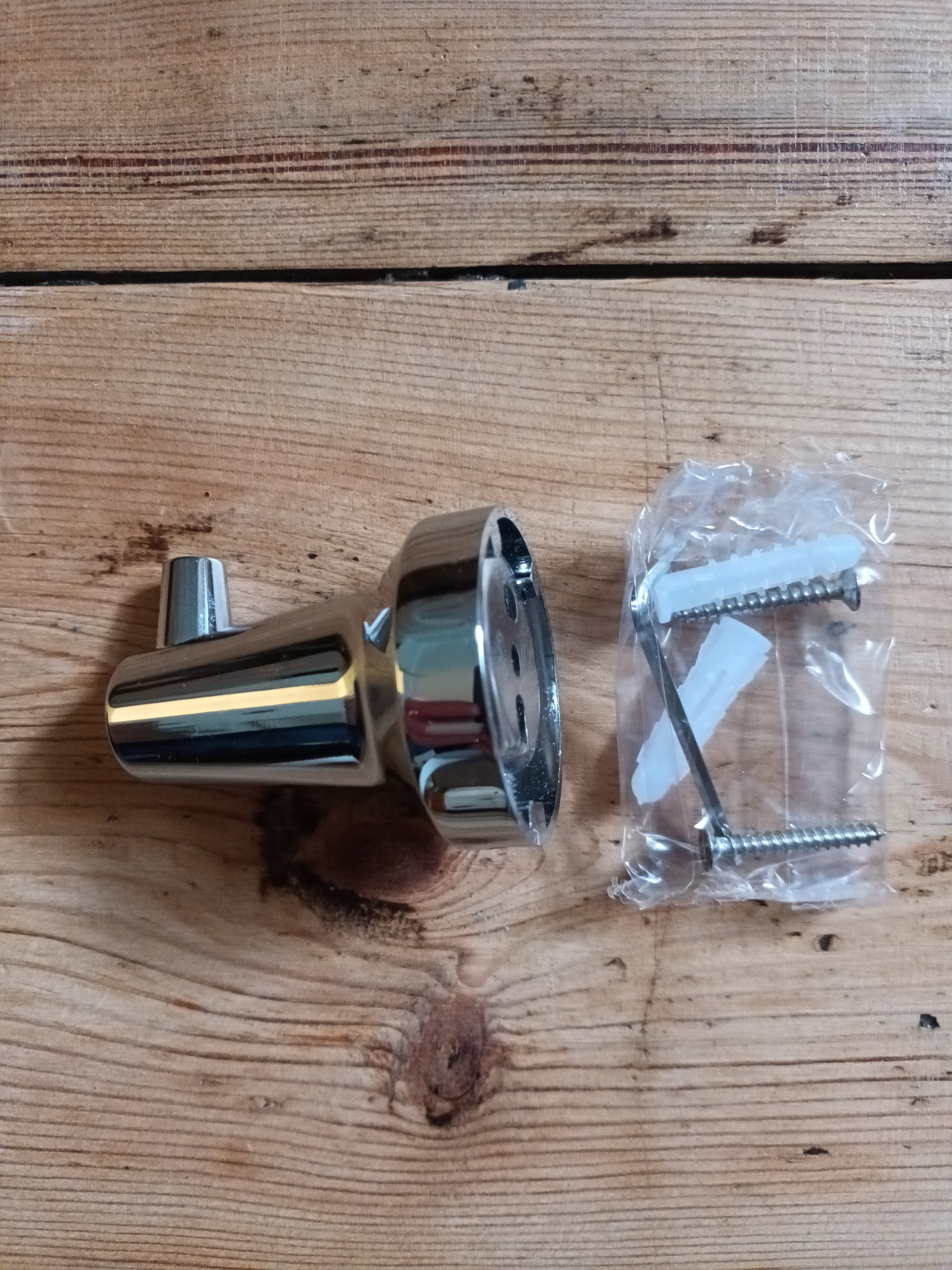 Mondella Cadenza Robe Hook Smooth Curves, Wall Mount, Chrome Plated