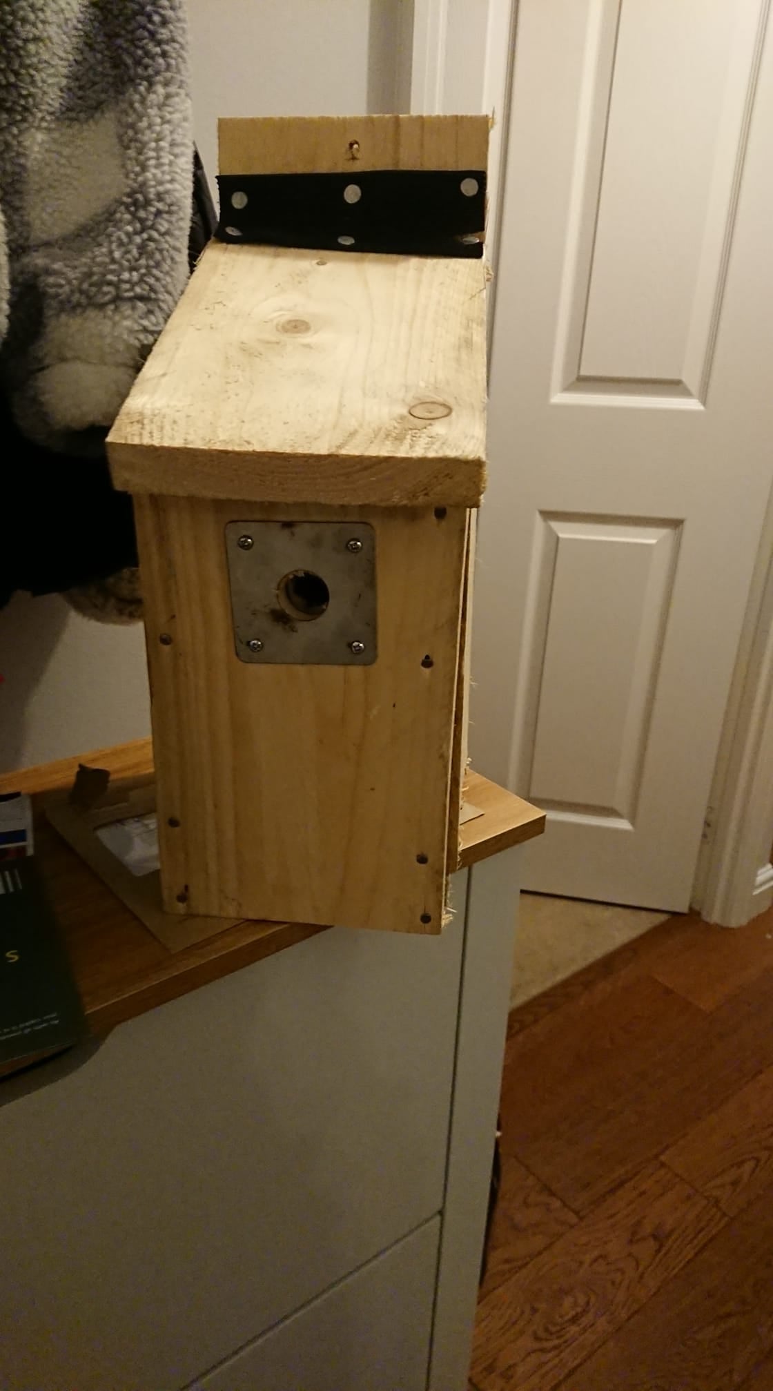 Build Your Own Wooden Nesting Bird Box Kit