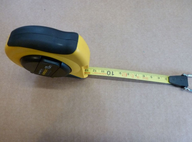Komelon - InnoGrip 10m Compact Tape measure (Metric Only)