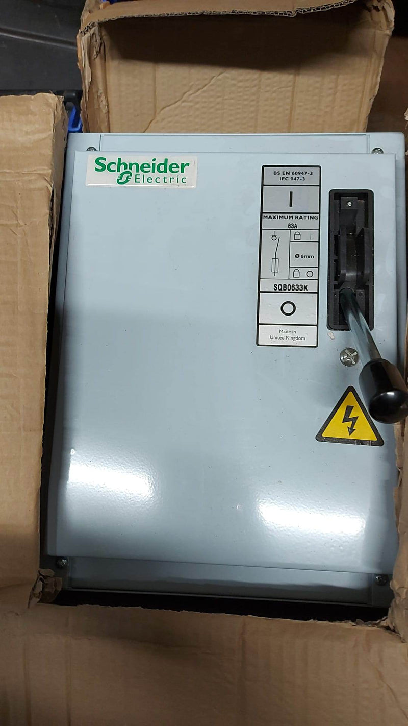 Schneider Square D 63A TP+N Metal Fused Switch