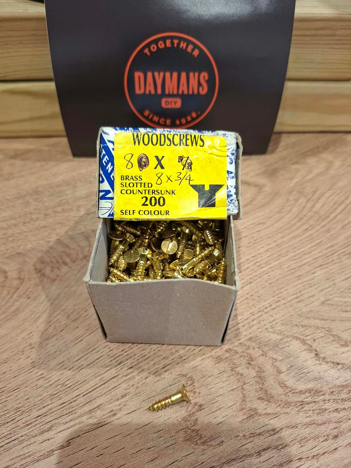 Vintage Nettlefolds 8 x 3/4in Slotted Brass CSK Screws