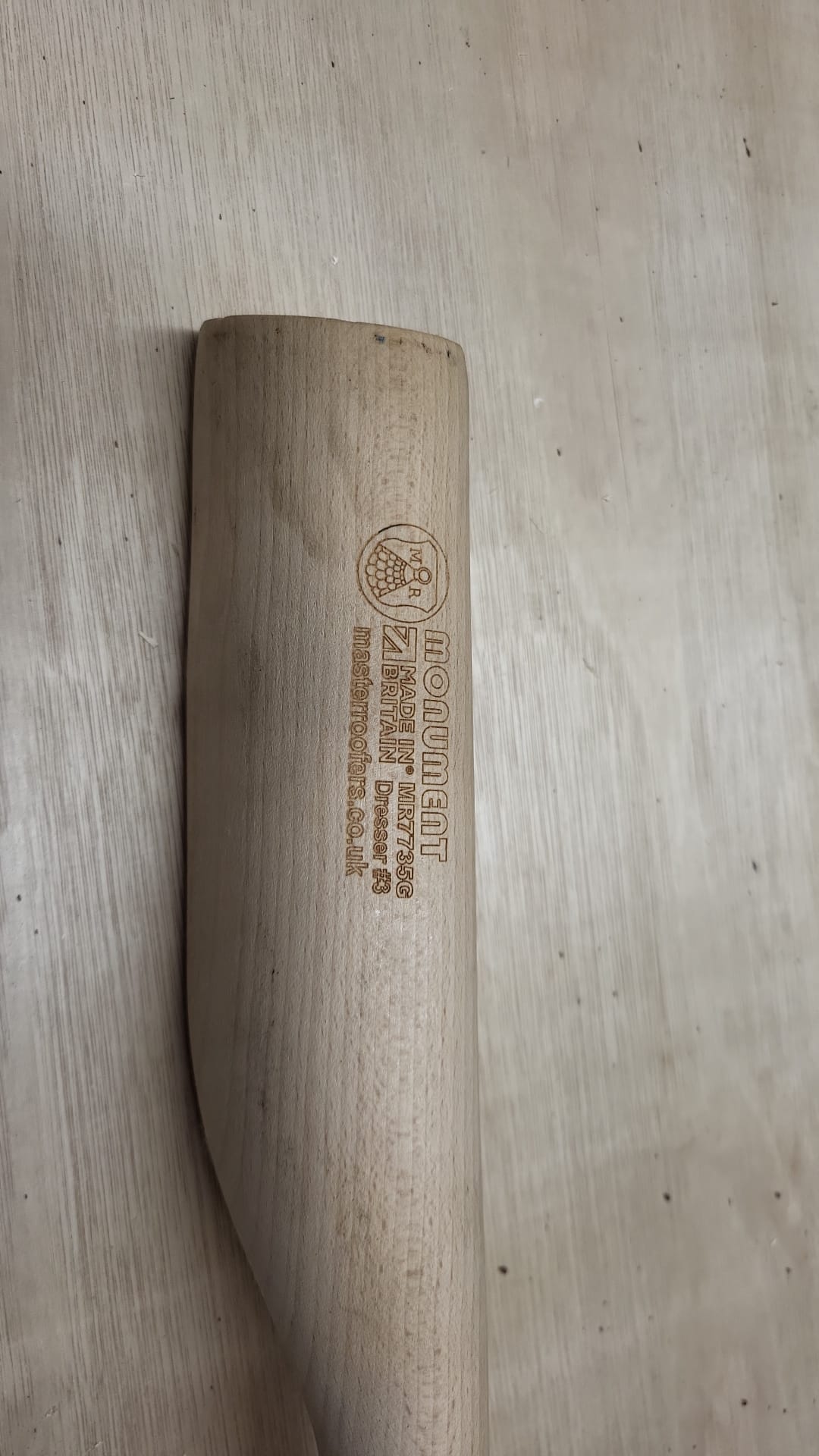 Monument 735G No.3 Beechwood Lead Dresser (Minor marks from storage)