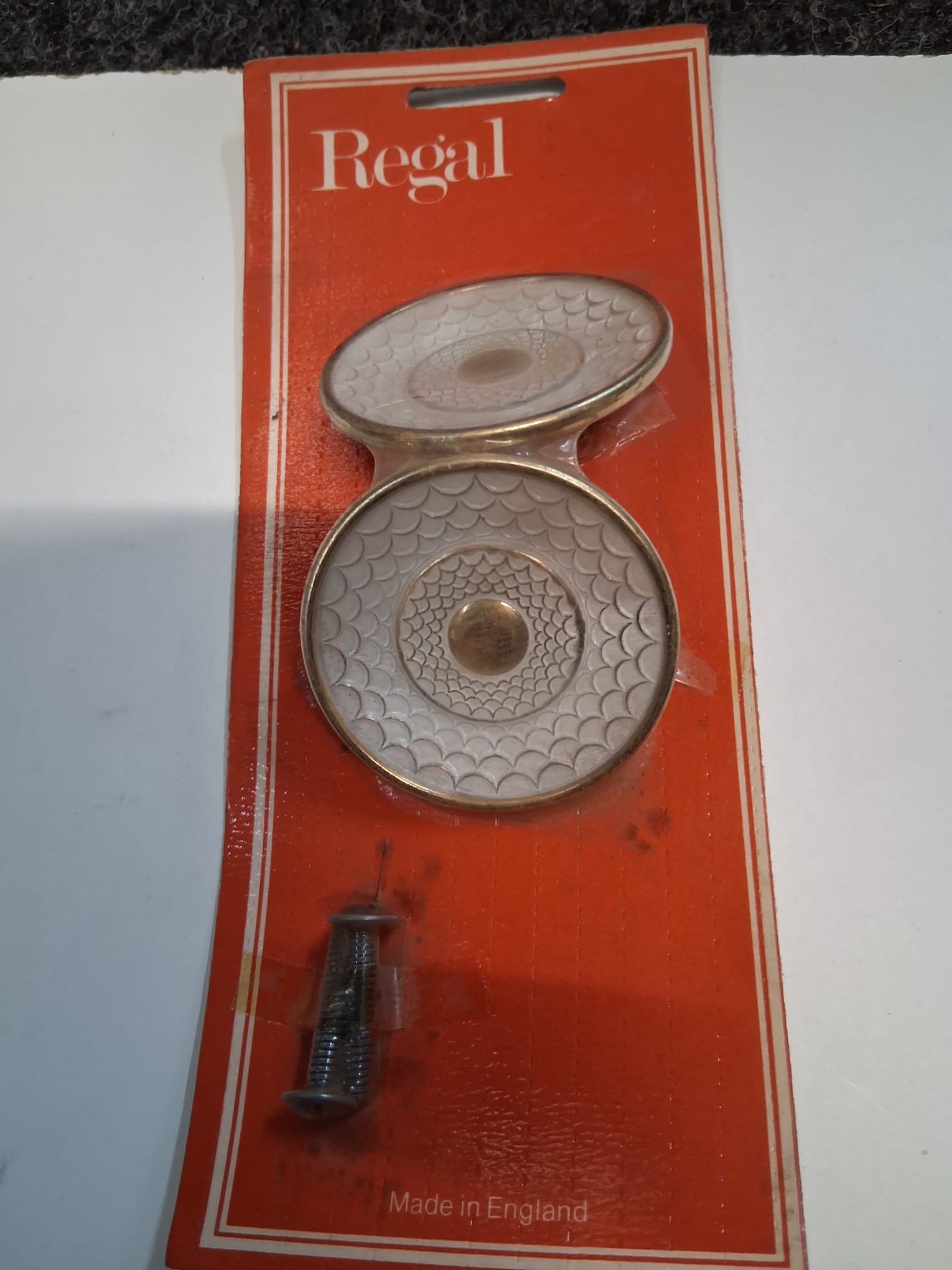 Regal Vintage Round Art Deco Knobs Brass Plated 55mm (L8086)