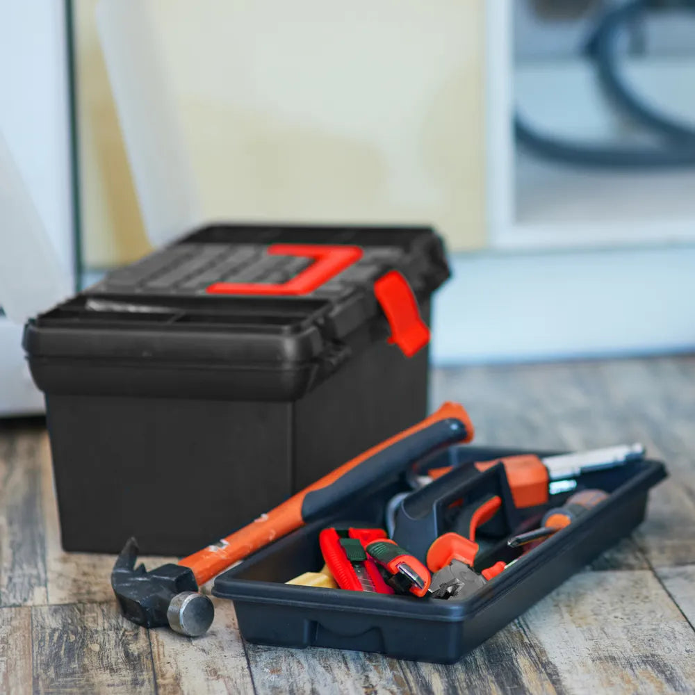 Dekton 32cm (13in) Toolbox With Lift Out Tray (DT50131)