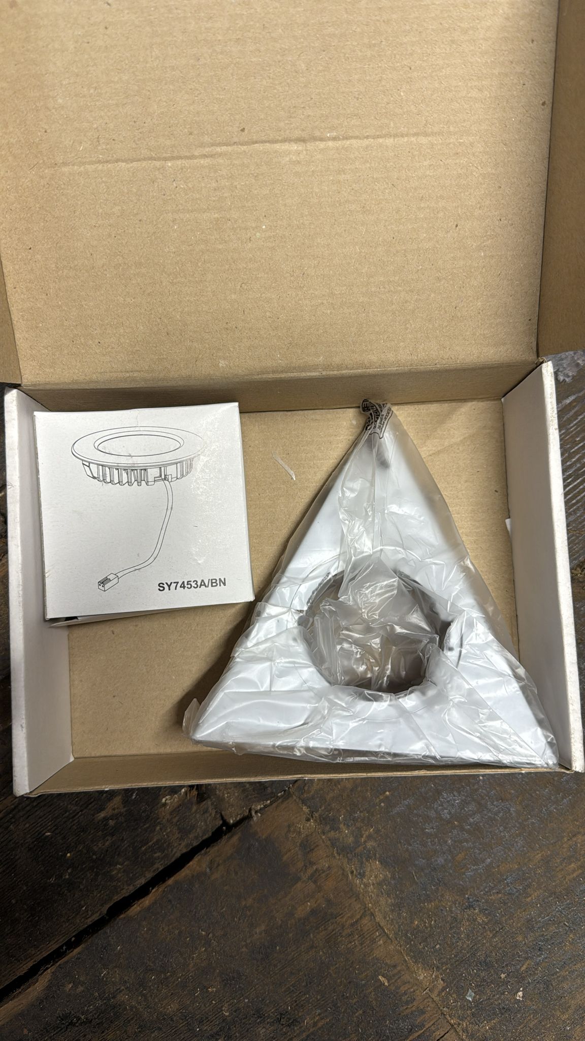 SY7472 Sirius Tri-Light Natural White Led Kit