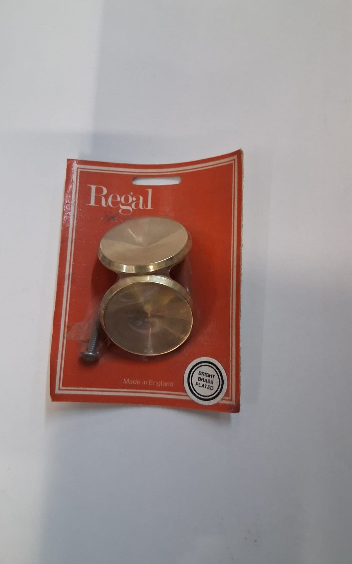 Regal Vintage Round Knobs Brass Plated 50mm (L8062)