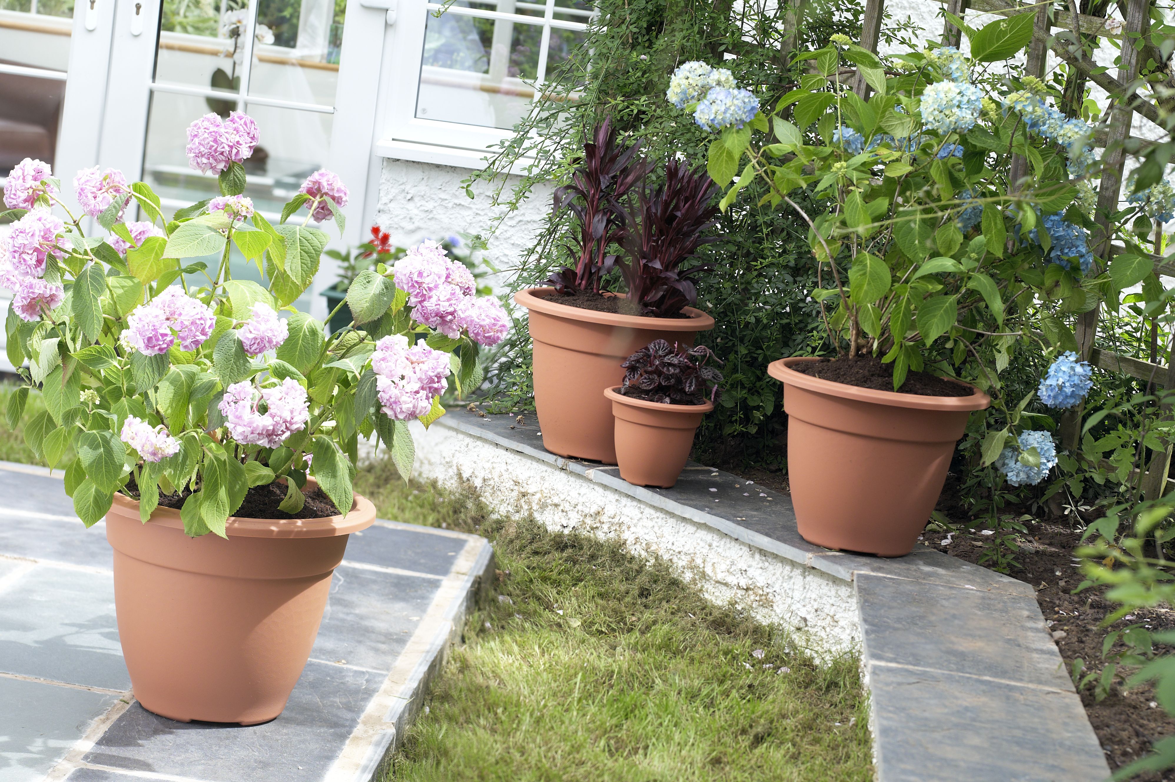 Black Square Bell Planter - 38cm (G03S385)