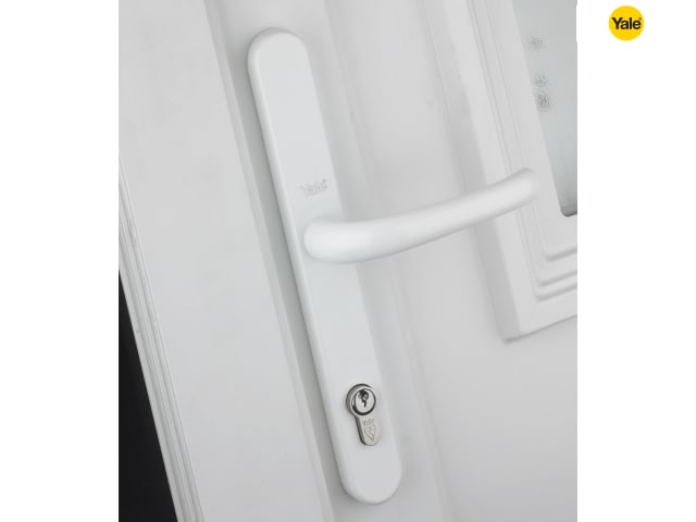 Yale - White Universal Door Handles
