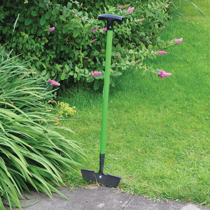 Half Moon Lawn Edging Iron (LOCAL PICKUP/DELIVERY ONLY) (CS520)