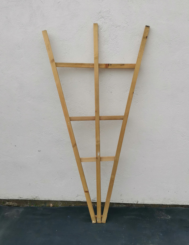 Handmade 6 Foot Fan Trellis (LOCAL PICKUP / DELIVERY ONLY)